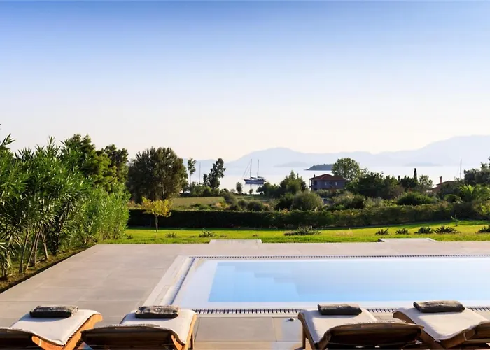 Varko - Apollo Lefkada City